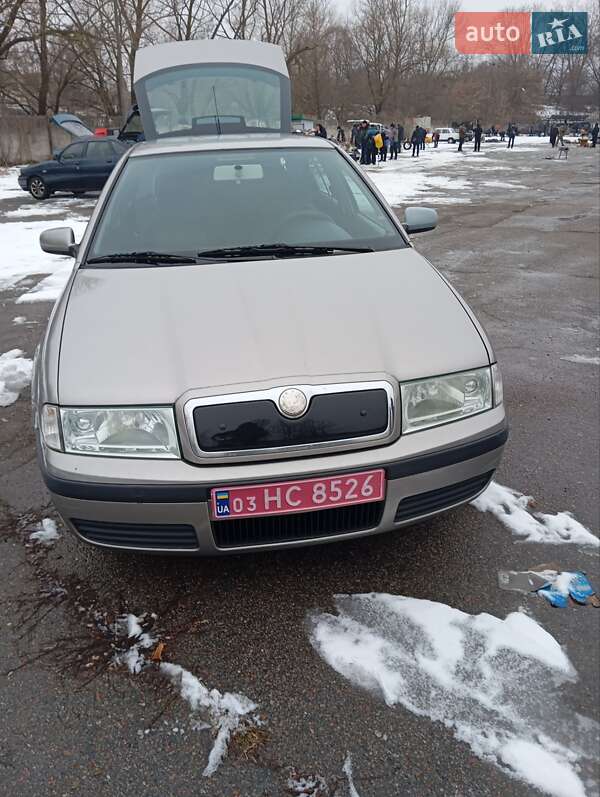 Ліфтбек Skoda Octavia 2007 в Чернігові