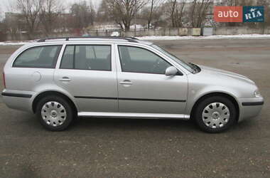 Универсал Skoda Octavia 2004 в Чернигове