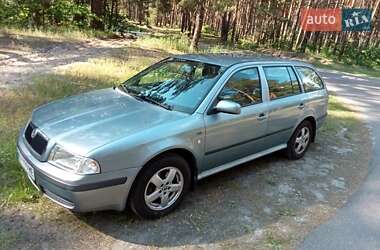 Універсал Skoda Octavia 2004 в Києві