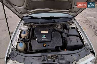 Универсал Skoda Octavia 2002 в 