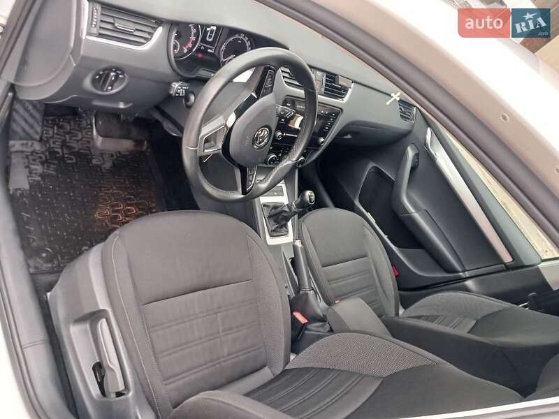 Ліфтбек Skoda Octavia 2019 в Ужгороді