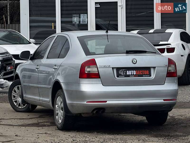 Ліфтбек Skoda Octavia 2011 в Харкові