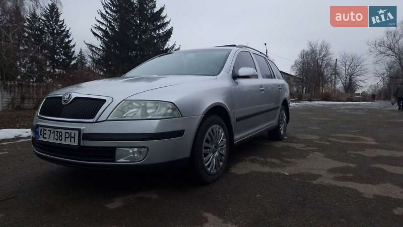 Універсал Skoda Octavia 2006 в Дніпрі