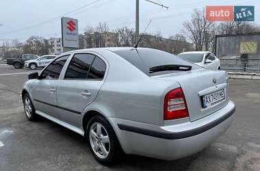 Лифтбек Skoda Octavia 2004 в 
