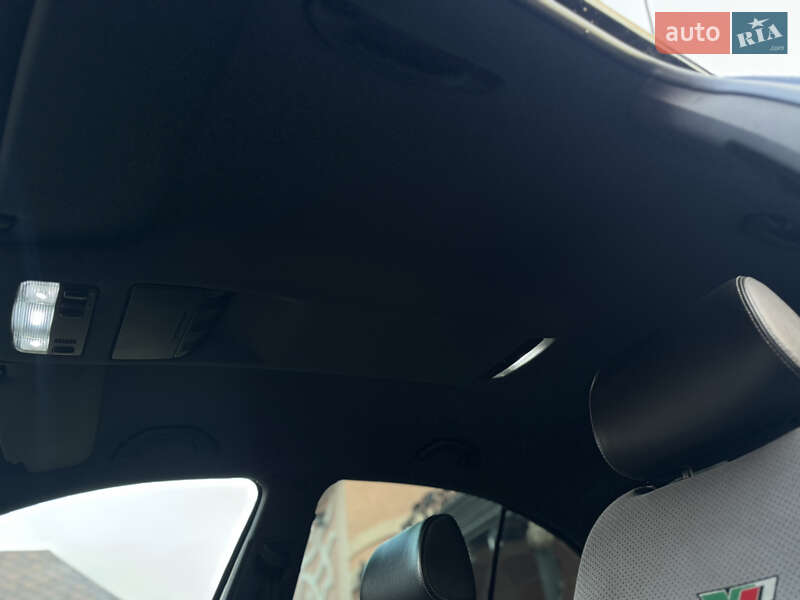 Лифтбек Skoda Octavia 2006 в Черновцах