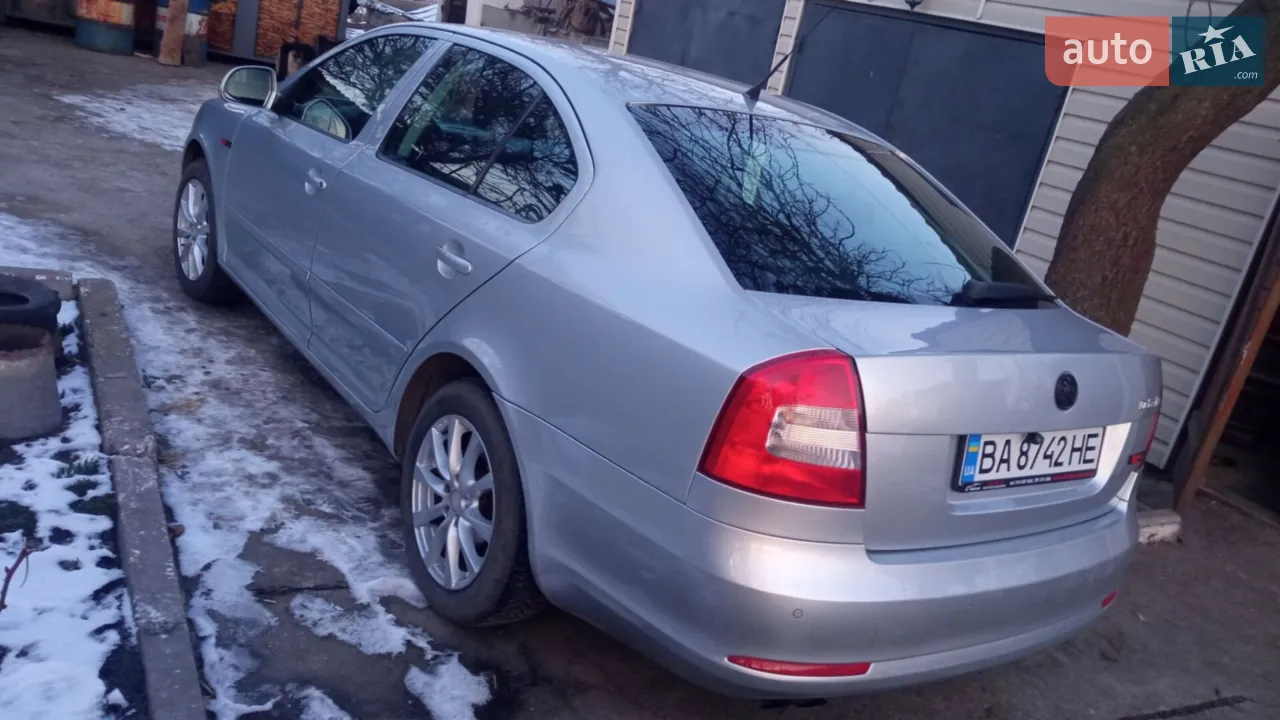 2010 Skoda Octavia - мініатюра 73