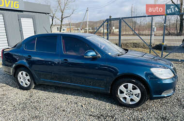 Лифтбек Skoda Octavia 2012 в 