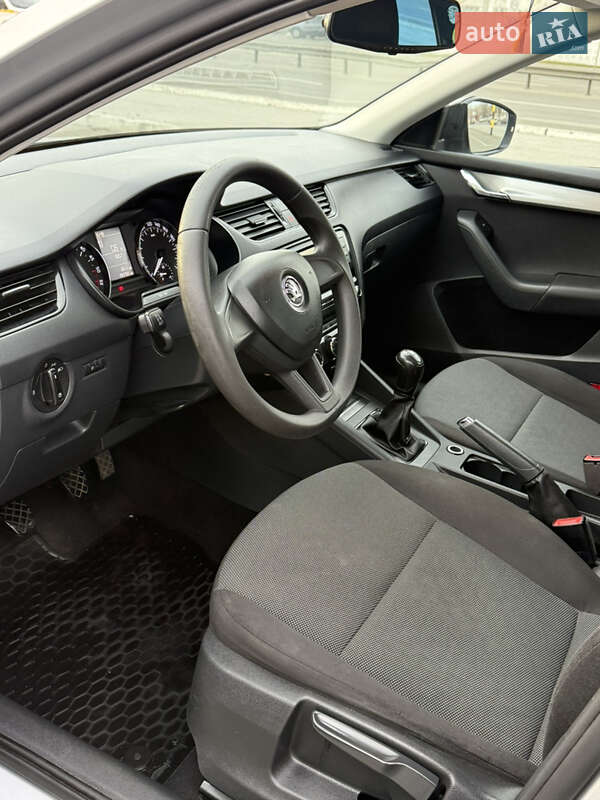 Універсал Skoda Octavia 2015 в Києві