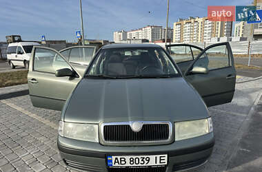 Ліфтбек Skoda Octavia 2003 в 