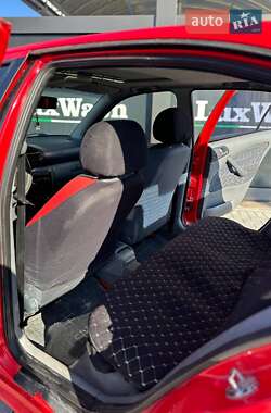 Лифтбек Skoda Octavia 1996 в 