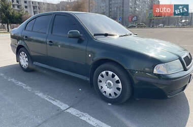 Лифтбек Skoda Octavia 2000 в Кременчуге