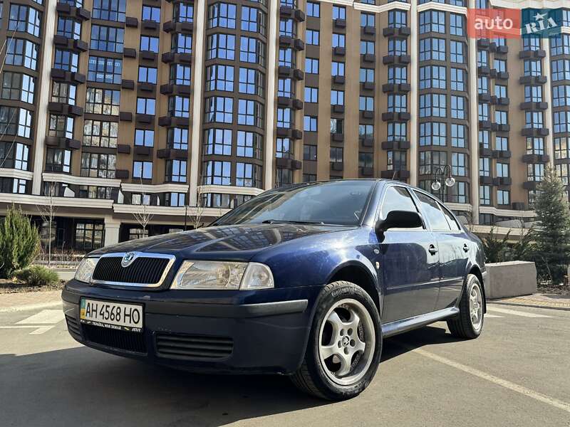 Лифтбек Skoda Octavia 2004 в Киеве