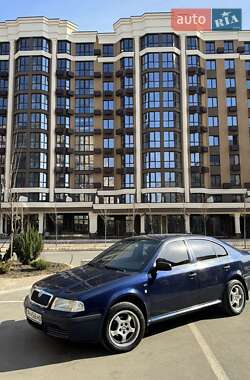 Лифтбек Skoda Octavia 2004 в Киеве