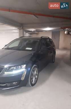 Универсал Skoda Octavia 2014 в Запорожье