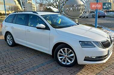 Универсал Skoda Octavia 2019 в 