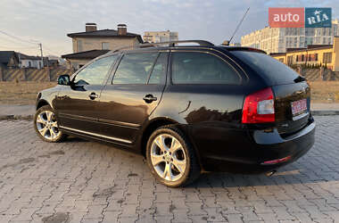 Универсал Skoda Octavia 2012 в Ровно