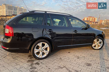 Универсал Skoda Octavia 2012 в Ровно