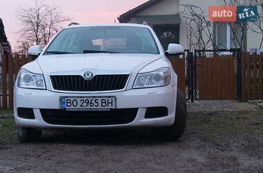 Універсал Skoda Octavia 2011 в Бережанах