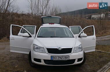 Універсал Skoda Octavia 2011 в Бережанах