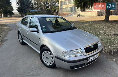 Лифтбек Skoda Octavia 2003 в Умани