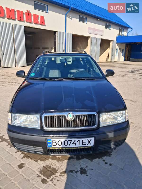 Универсал Skoda Octavia 2010 в Кременце