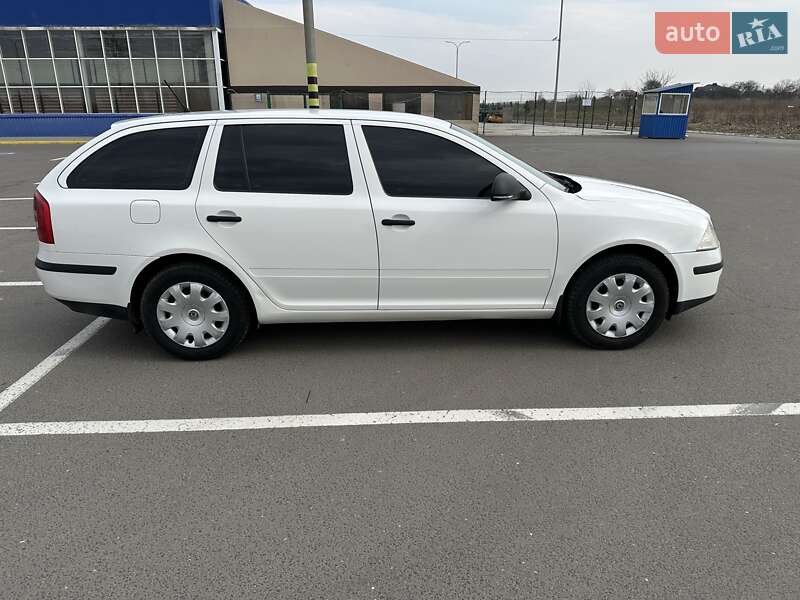 Универсал Skoda Octavia 2012 в Луцке