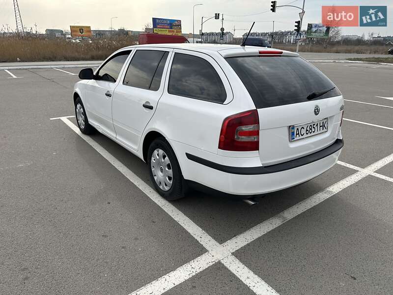 Универсал Skoda Octavia 2012 в Луцке