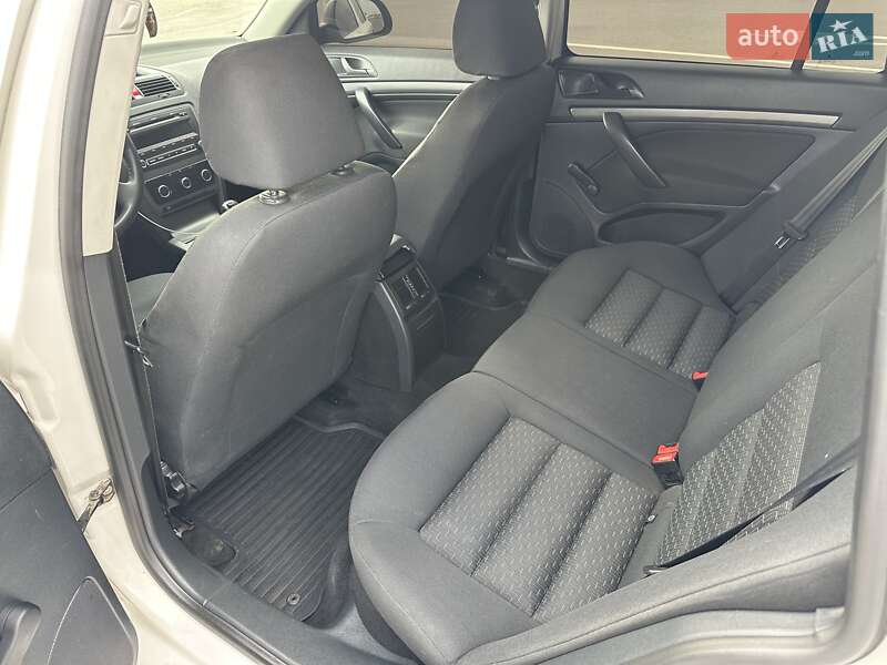 Универсал Skoda Octavia 2012 в Луцке