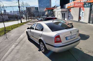 Лифтбек Skoda Octavia 2006 в Киеве