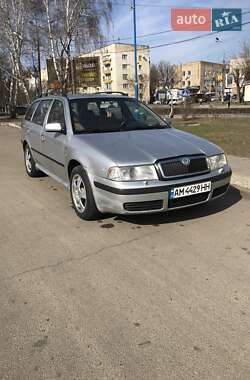 Універсал Skoda Octavia 2001 в Житомирі