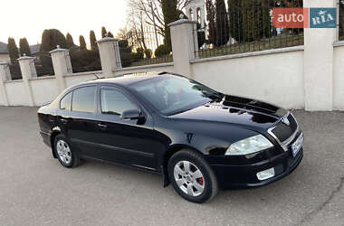 Лифтбек Skoda Octavia 2006 в Виноградове