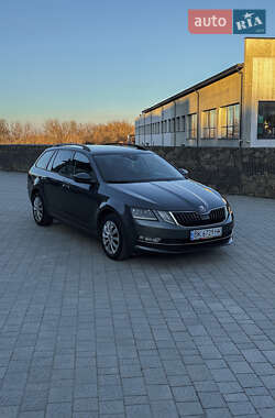Универсал Skoda Octavia 2017 в 
