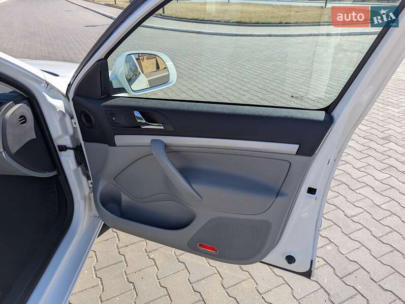 Универсал Skoda Octavia 2012 в Измаиле