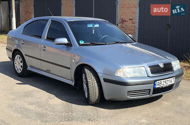 Лифтбек Skoda Octavia 2001 в Тростянце