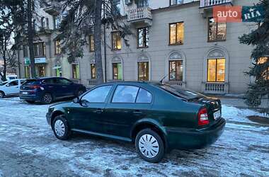 Лифтбек Skoda Octavia 2001 в Запорожье