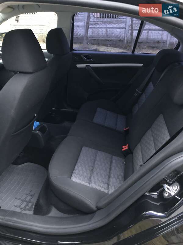 Лифтбек Skoda Octavia 2009 в Львове