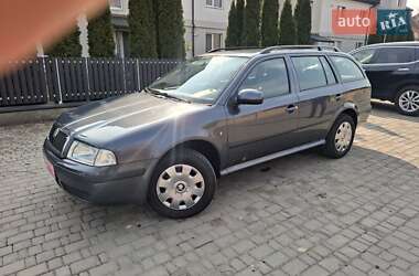 Універсал Skoda Octavia 2009 в Луцьку