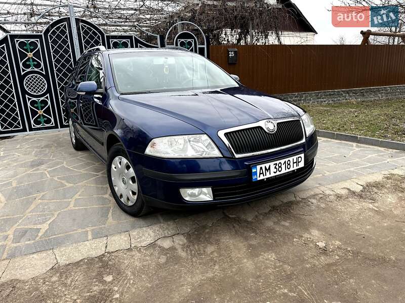 Ліфтбек Skoda Octavia 2008 в 
