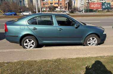 Ліфтбек Skoda Octavia 2004 в 