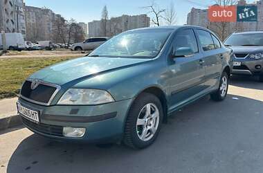 Лифтбек Skoda Octavia 2004 в Киеве