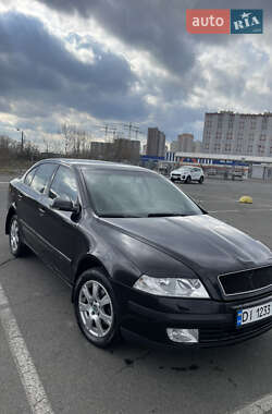 Лифтбек Skoda Octavia 2006 в Киеве