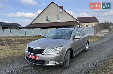 Универсал Skoda Octavia 2010 в Луцке