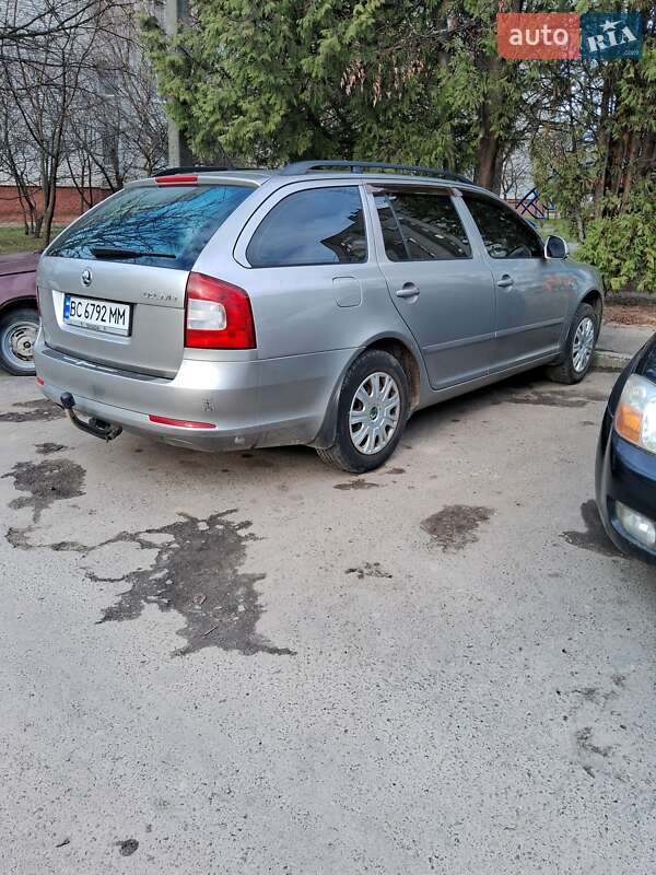 Универсал Skoda Octavia 2011 в Львове