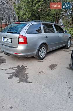 Универсал Skoda Octavia 2011 в 