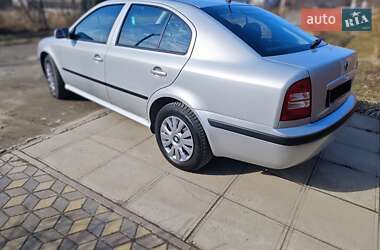 Ліфтбек Skoda Octavia 2004 в Сарнах