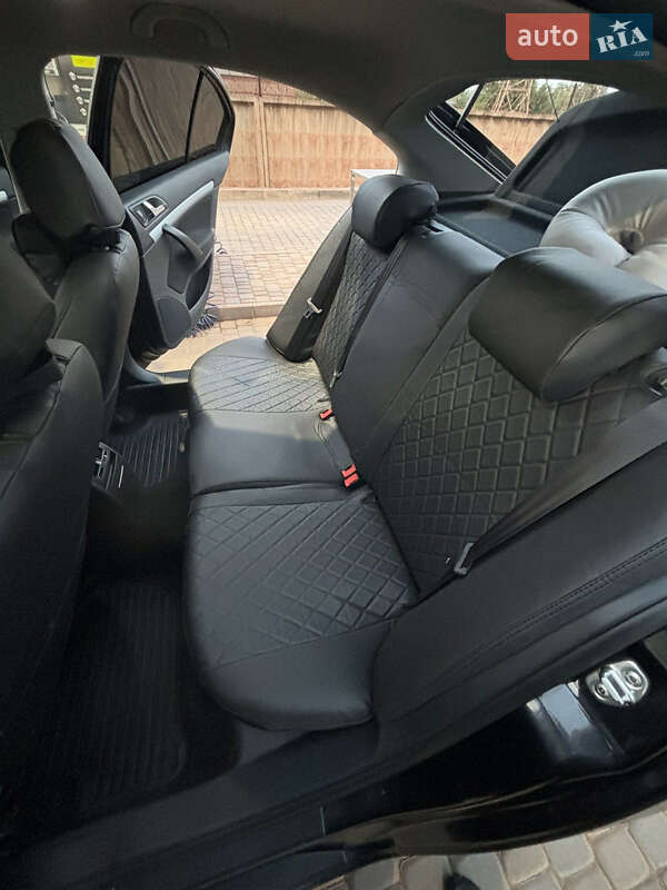 Лифтбек Skoda Octavia 2011 в Кривом Роге