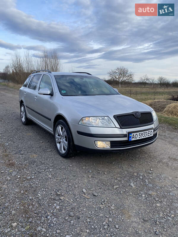 Универсал Skoda Octavia 2006 в Ужгороде
