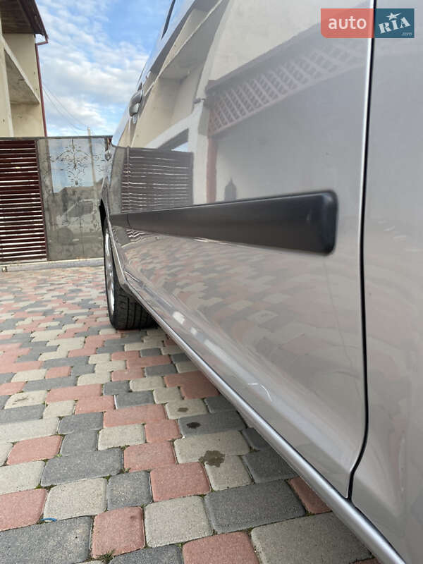 Универсал Skoda Octavia 2006 в Ужгороде
