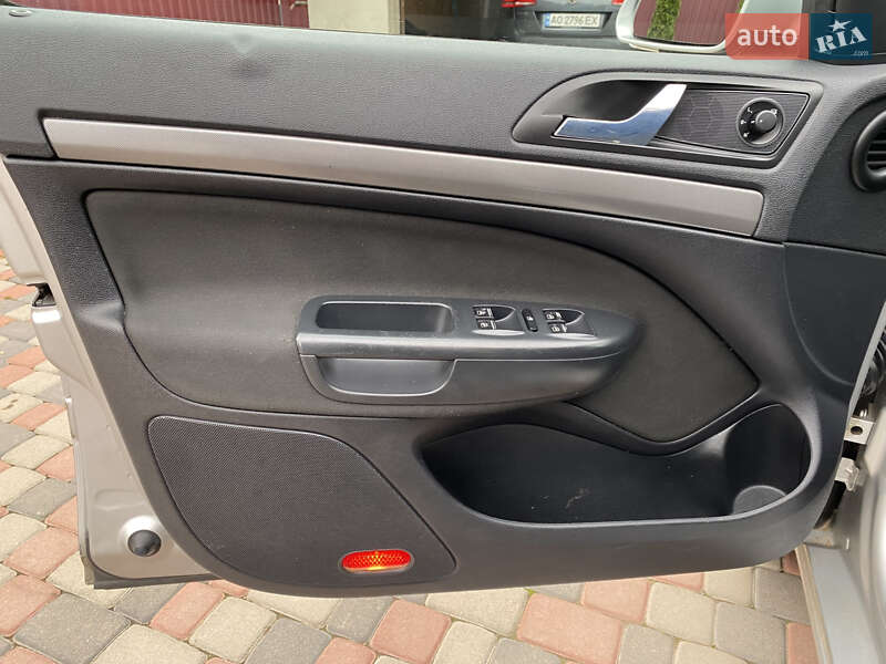 Универсал Skoda Octavia 2006 в Ужгороде