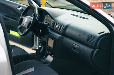Лифтбек Skoda Octavia 2001 в 